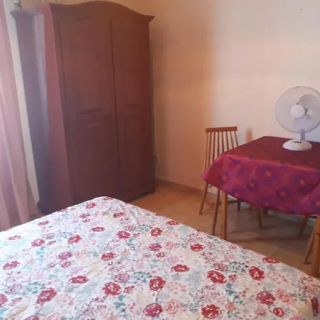 Leo's D'hote Panzió Agde